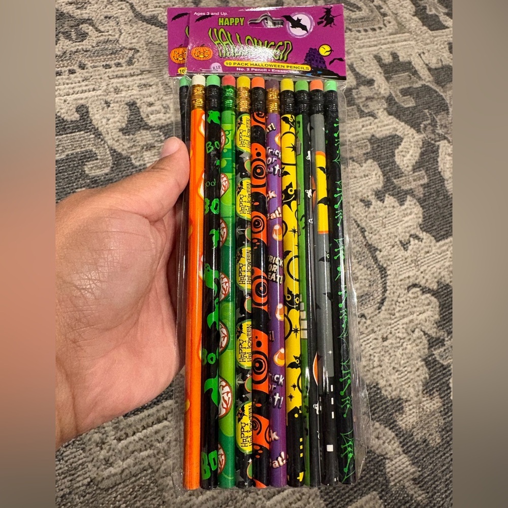 Vintage Sealed Halloween Pencils 4-10 Packs 40 Total Peachtree Playthings 2003 - Picture 8 of 10